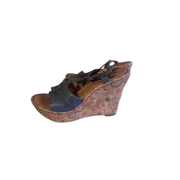 Born Handcrafted blue floral wedge leather sandals size 7M - Picture 7 of 7